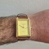 Montre a cadran rectangulaire